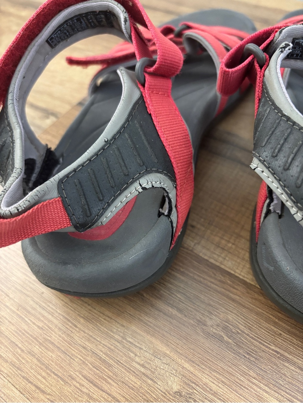 Teva Tirra Walking Sandals Red Grey Women’s - Picture 6 of 10